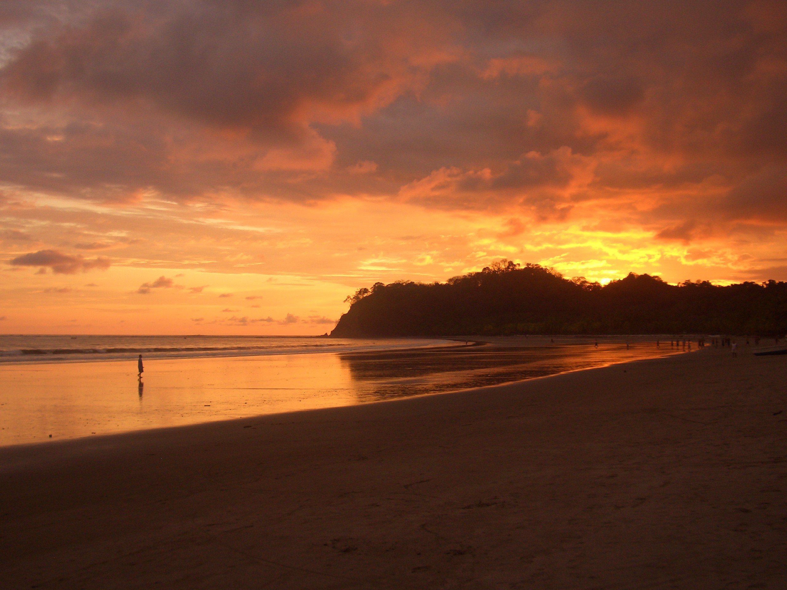 beautiful-sunset-in-samara-beach