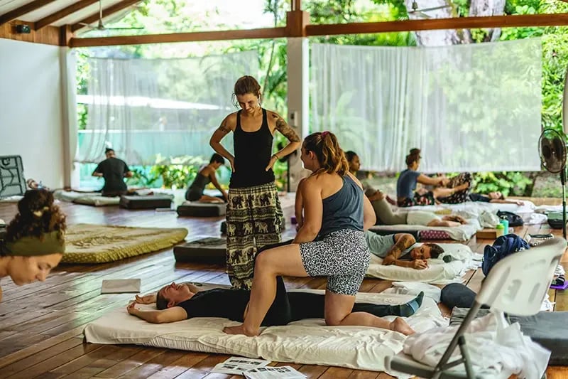 Thai massage ceu at costa rica school of massage therapy (10)