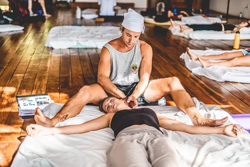 Thai massage ceu at costa rica school of massage therapy (4)